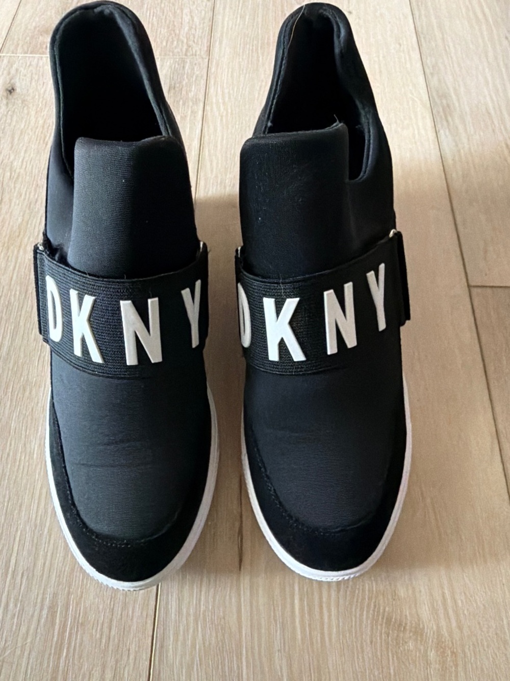 Never worn